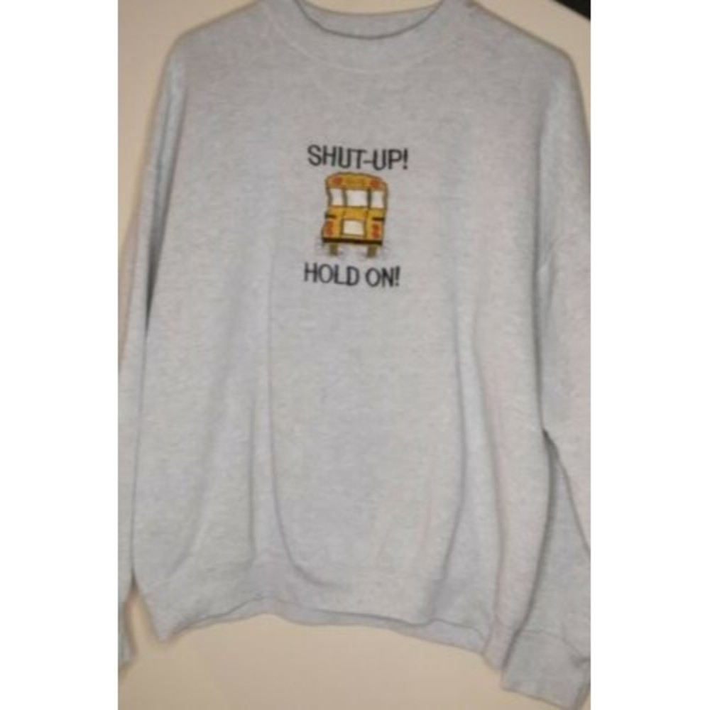 Vintage Fruit of the Loom School Bus Embroidered Sweatshirt Crewneck Size L